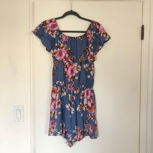 ♦️DONATED♦️ Off the shoulder spring romper